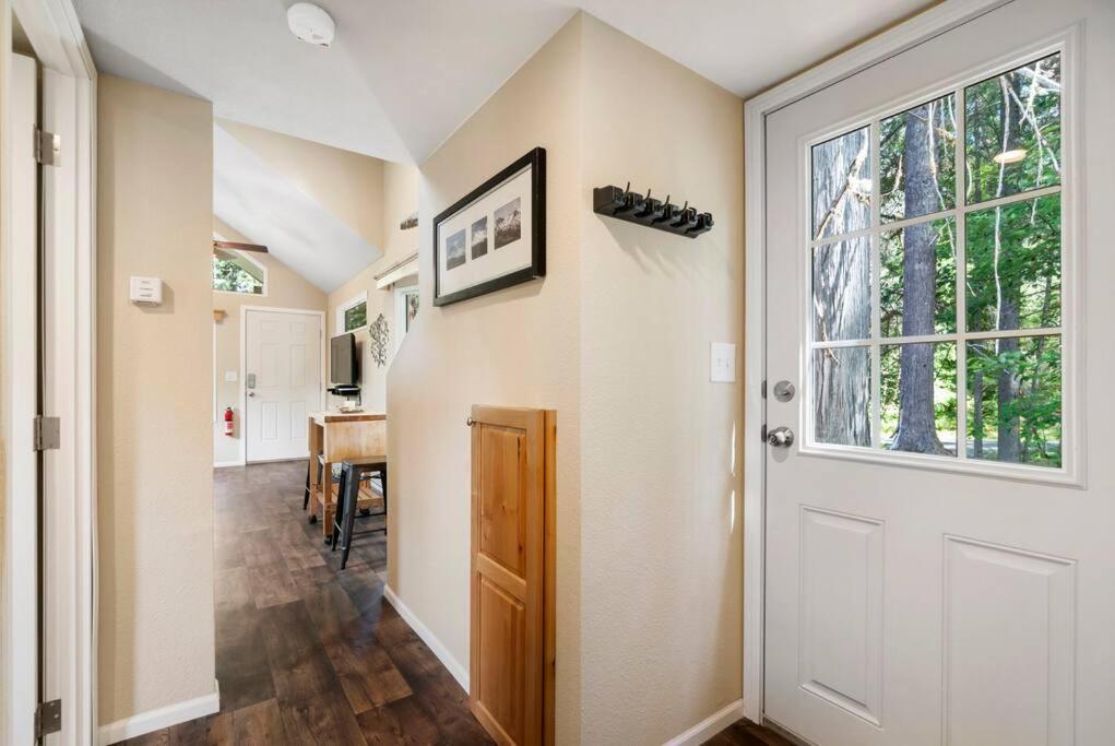 New Tiny Home Steps Away From Mt. Rainier Ashford Exterior foto